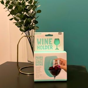 30Watt Sipski Wine Holder in Seafoam - Pairs Well with Bubble Baths